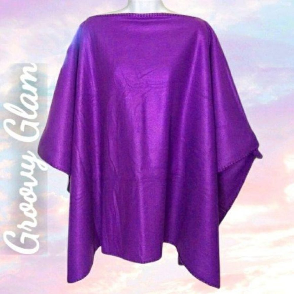 GROOVY GLAM Purple Handmade Classic Fleece Poncho
